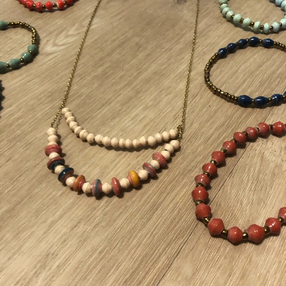 31 bits Necklace and Bracelet Bundle - Picture 2 of 4